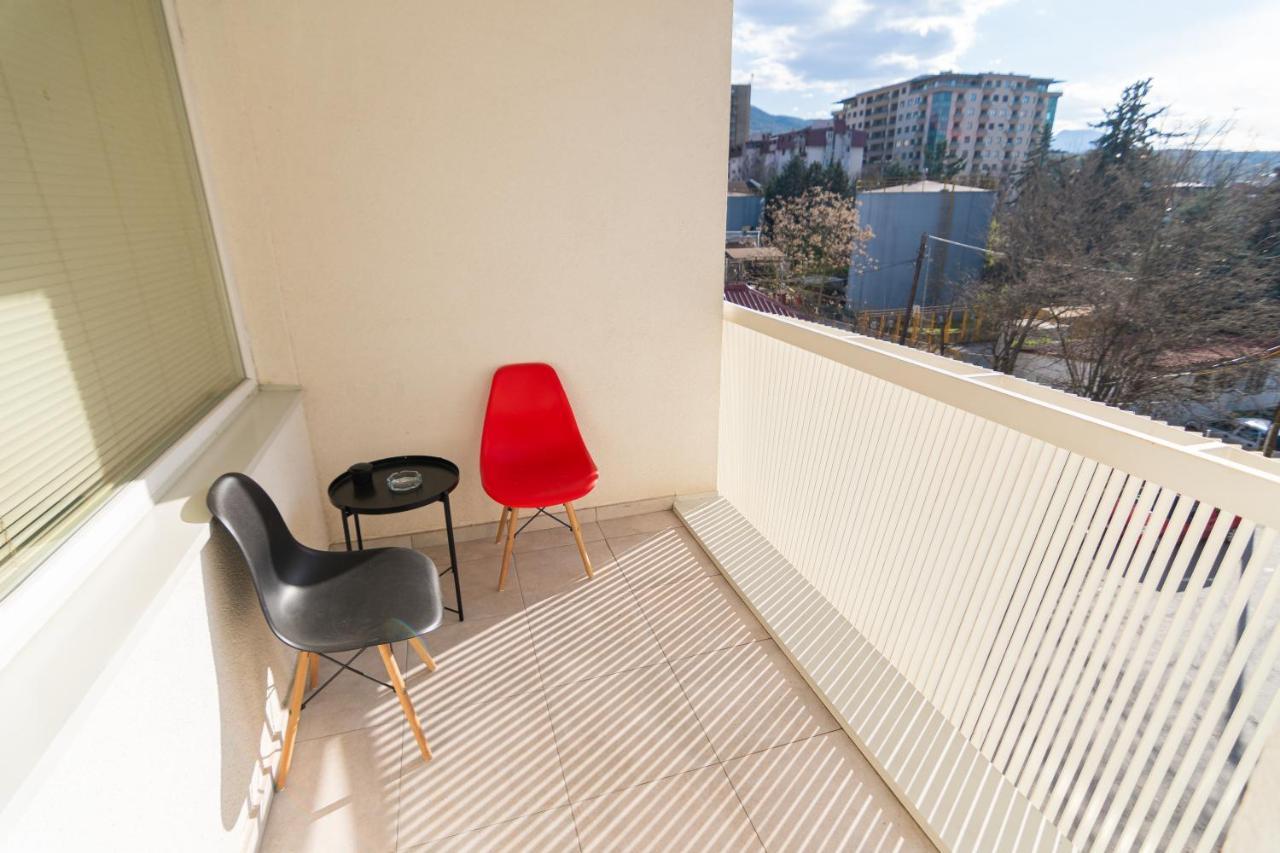 High-End Spacious Apartment Next To City Mall Skopje Luaran gambar